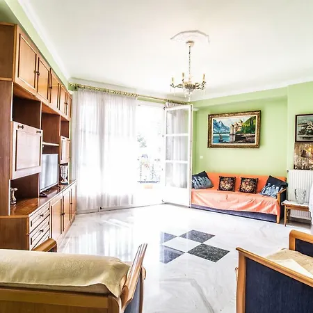 Apartment In Kalamaria Thessaloniki Exterior photo