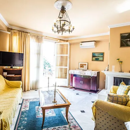 Apartment In Kalamaria Thessaloniki Exterior photo